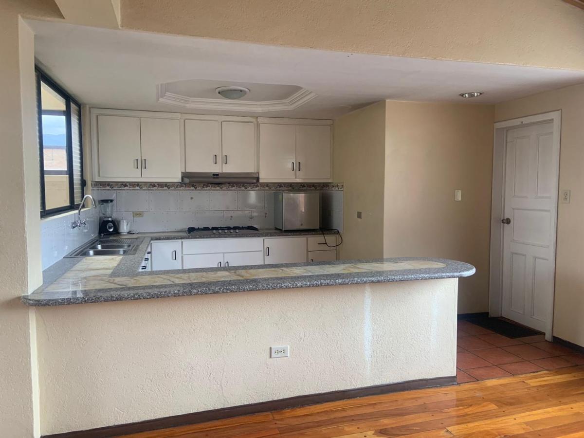 Hotel Mariscal Inn & Suite Κουένκα Εξωτερικό φωτογραφία